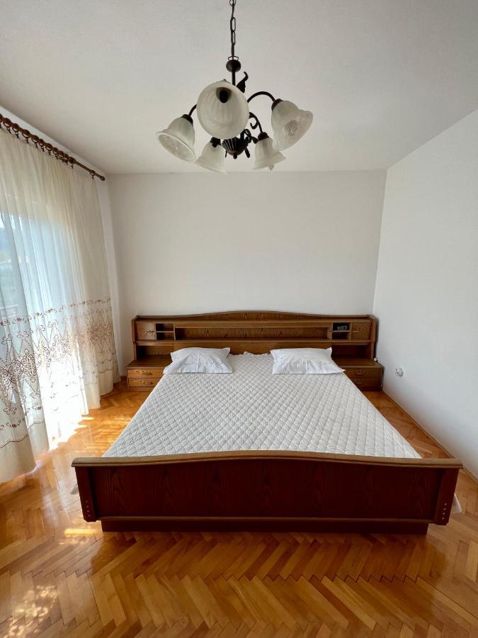 Apartament Green Valley Omiš Buitenkant foto